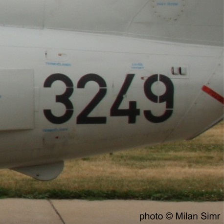 L-29 Delfín